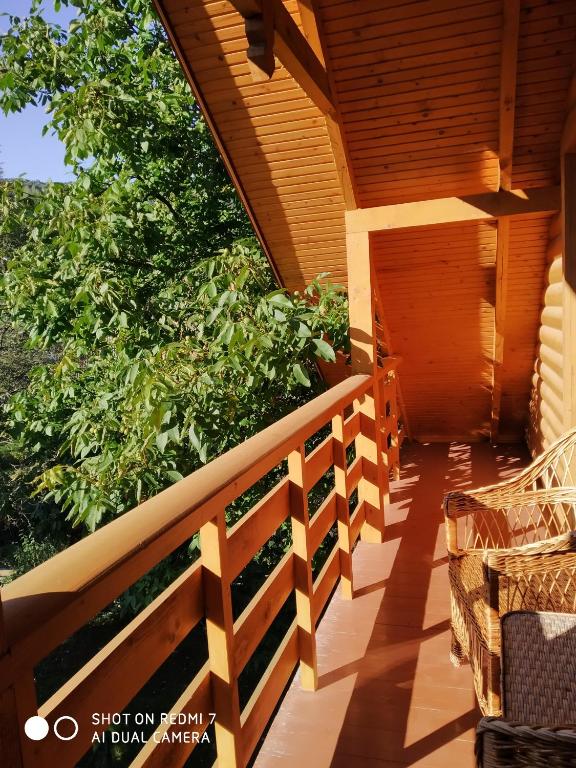 Balkón nebo terasa v ubytování Садиба Чорногора