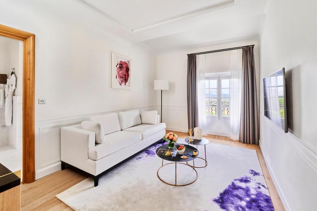 Château de la Gaude - Resim 33