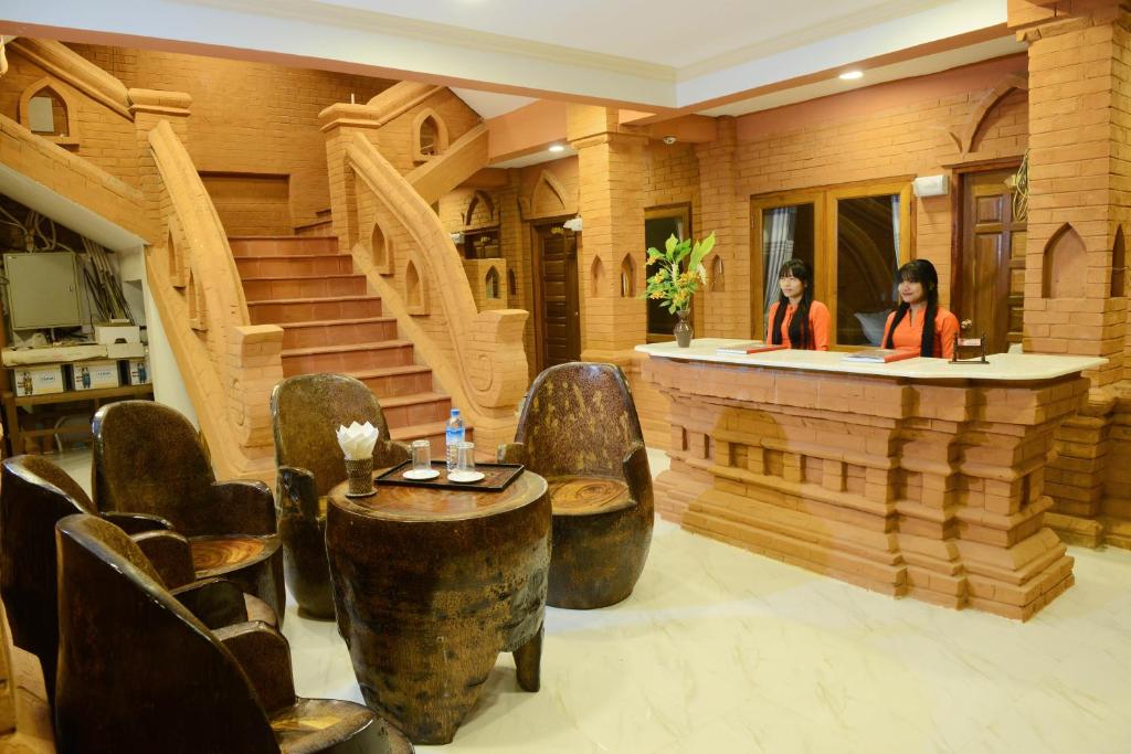 Χώρος καθιστικού στο A Little Bit of BAGAN HOTEL