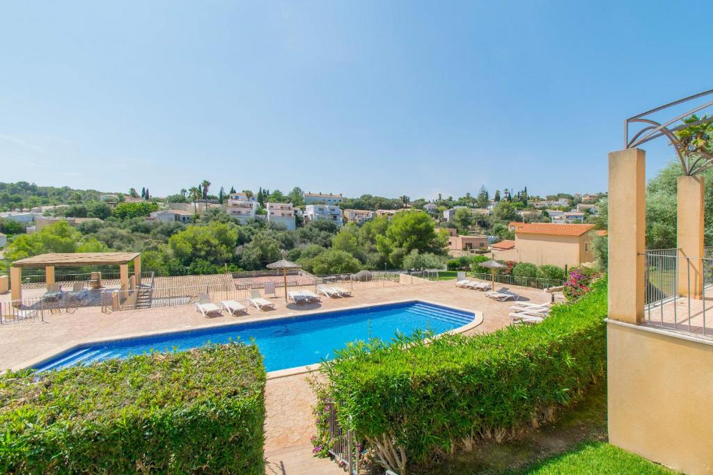 Bazén v ubytování Casa ALEGRIA- Romantica 1 by Mallorca Villa Selection nebo v jeho okolí