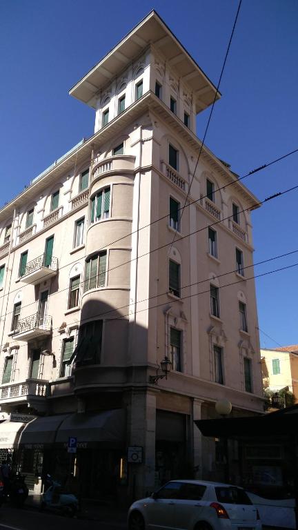 The building in which Az apartmant is located
