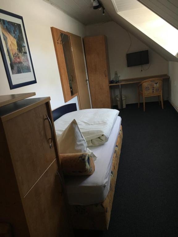 Altes Gasthaus Leuna Pension - Budget Double Room