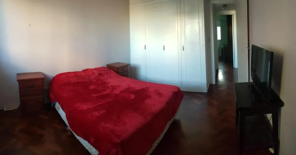 Habitación privada cama matrimonial en amplio departamento compartido, Buenos Aires, Argentina