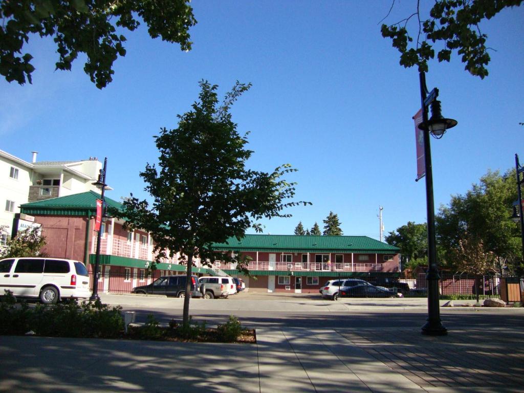 Gallery image of Beach Front Resort in Sylvan Lake