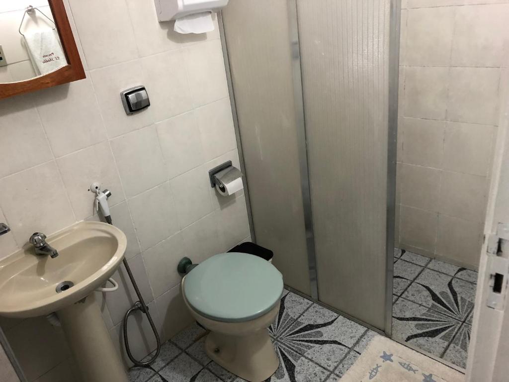 Pousada El Shaddai- Prox a BR 101 e Shopping Patarge - Habitación Doble Con Baño Compartido