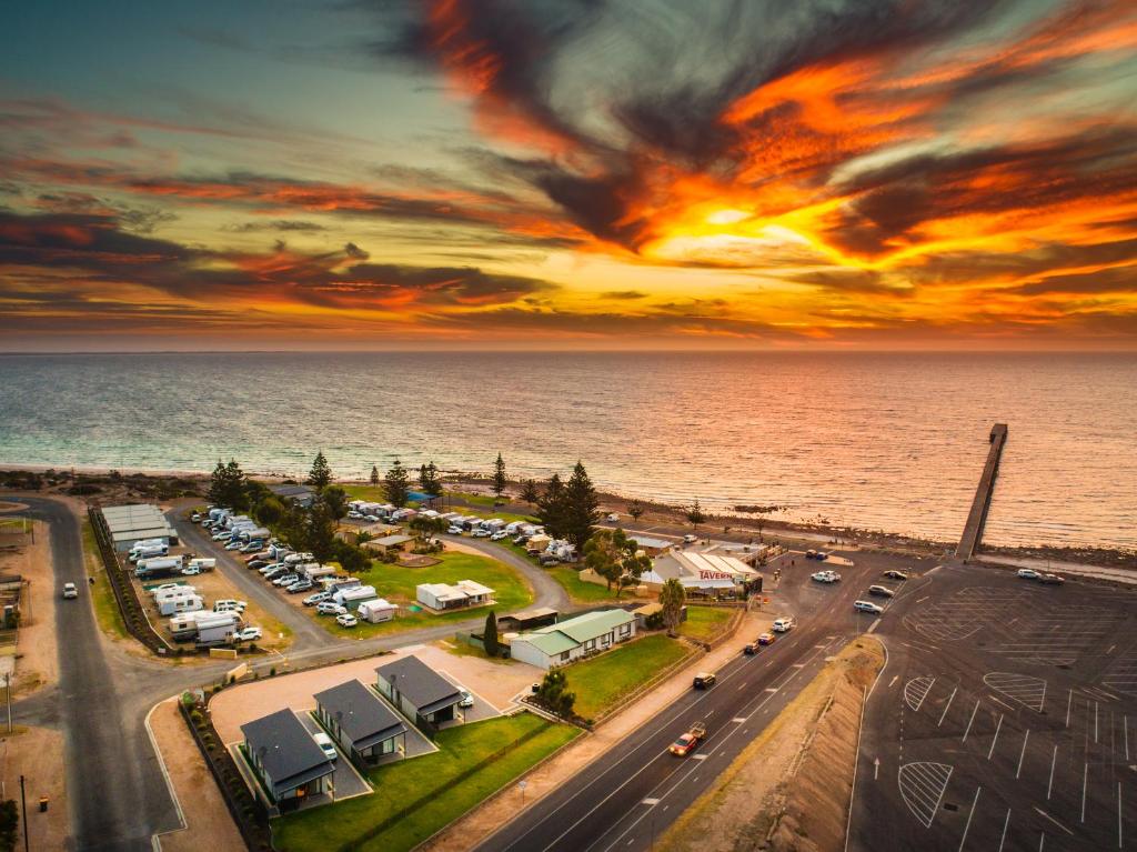 Vista aèria de BIG4 Breeze Holiday Parks - Port Hughes