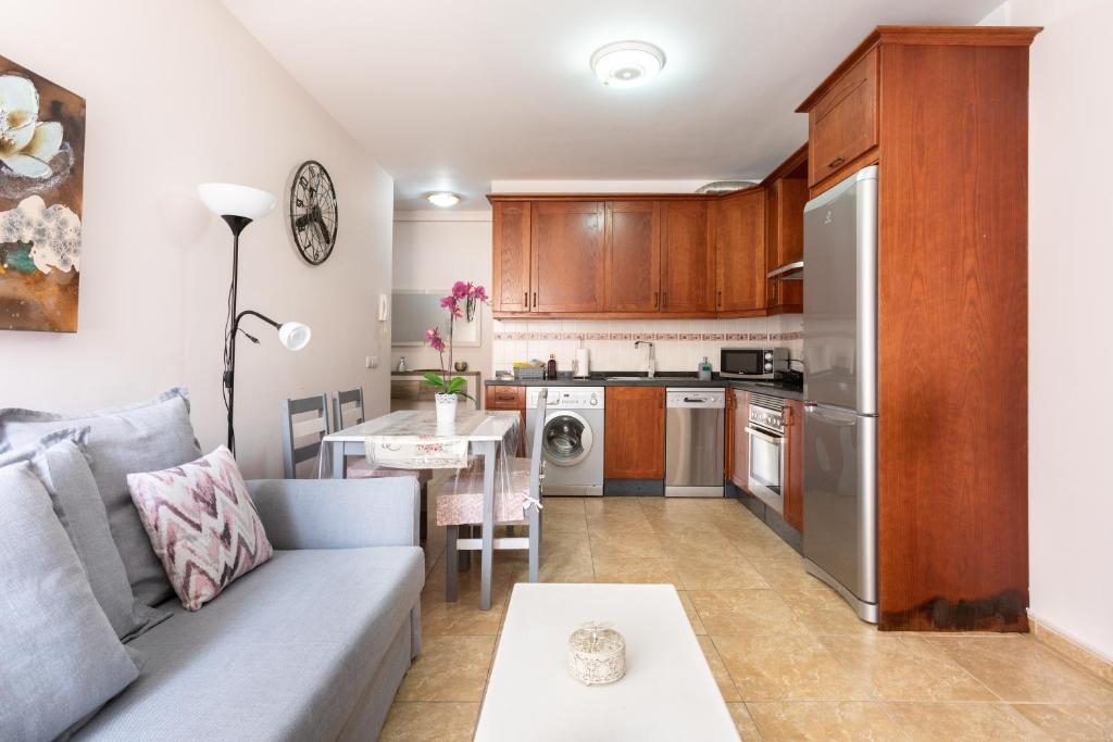 ครัวหรือมุมครัวของ Home2Book Charming Apartment & Diving La Restinga