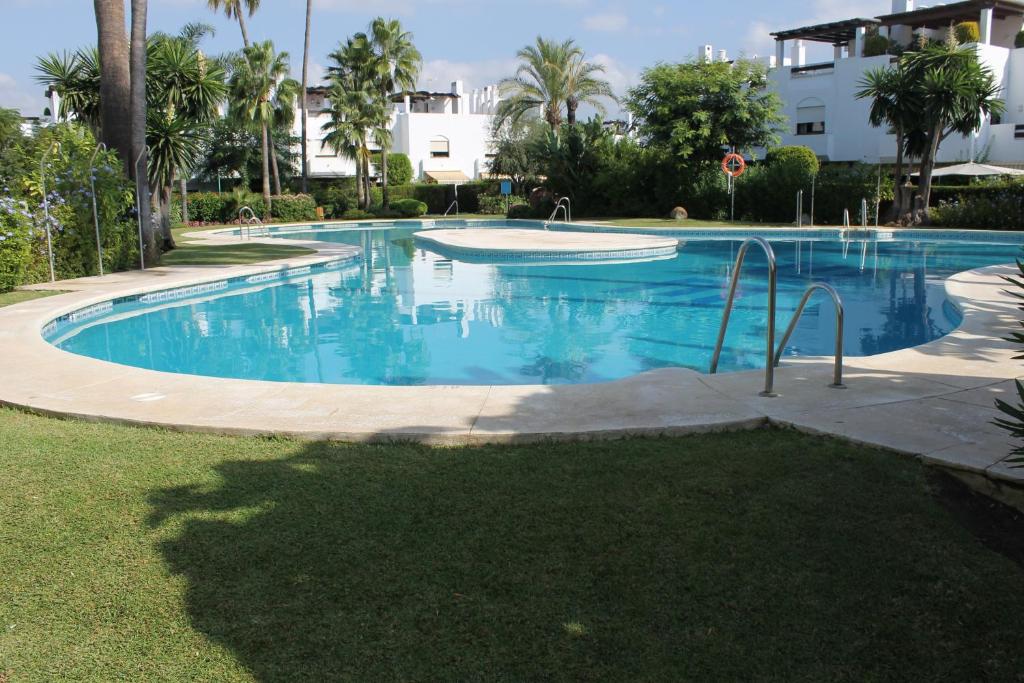 San Pedro, Marbella, Guadavillas Beach Resort. 5 Bed 5 Bath ...