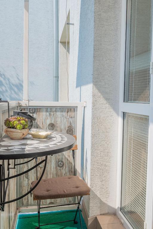 Balkón alebo terasa v ubytovaní Old Town Vintage Apartment Sturova
