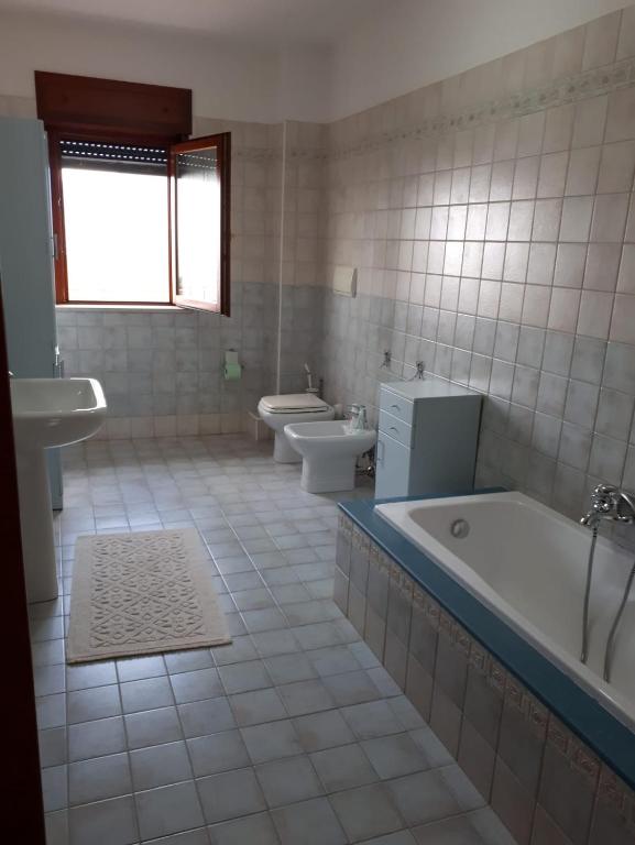 Koupelna v ubytování B&B Porta del Gargano