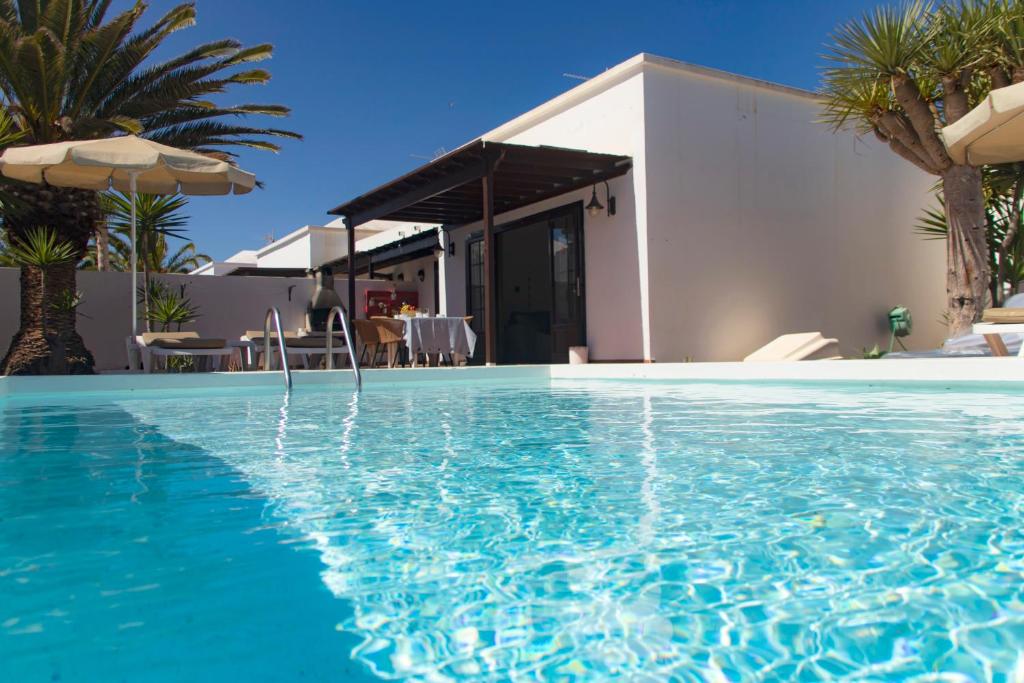 Villas Reina - Villa De Dos Dormitorios Con Piscina Privada