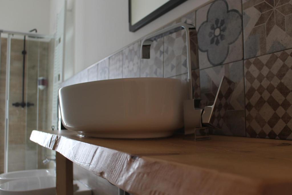A bathroom at Dimora Orfeo