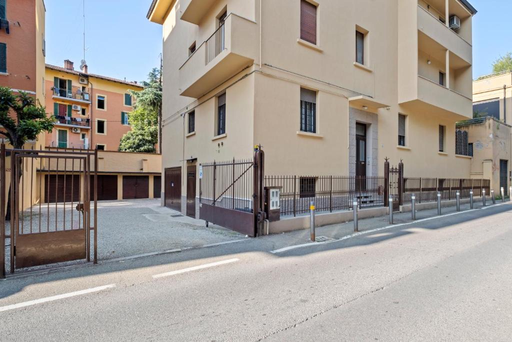Budynek, w którym mieści się apartament