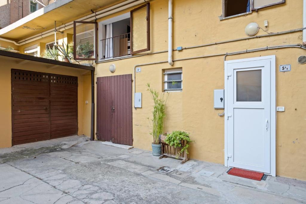 Budynek, w którym mieści się apartament