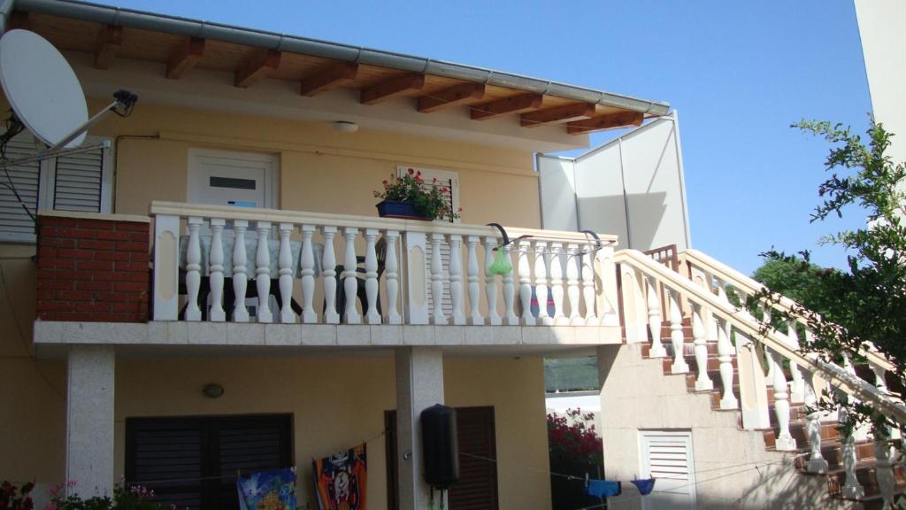 Apartments Villa Damir - Appartement Met één Slaapkamer