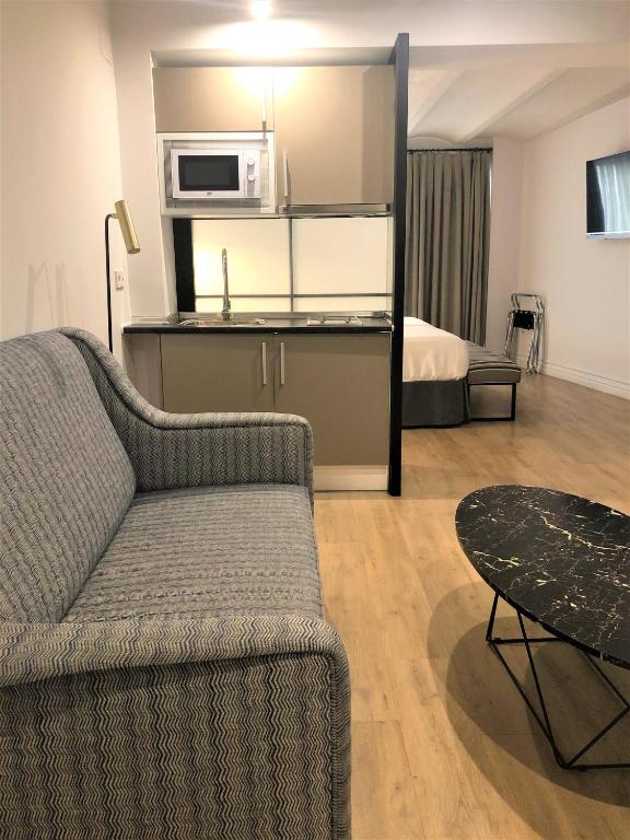 Apartamentos Hom Sevilla