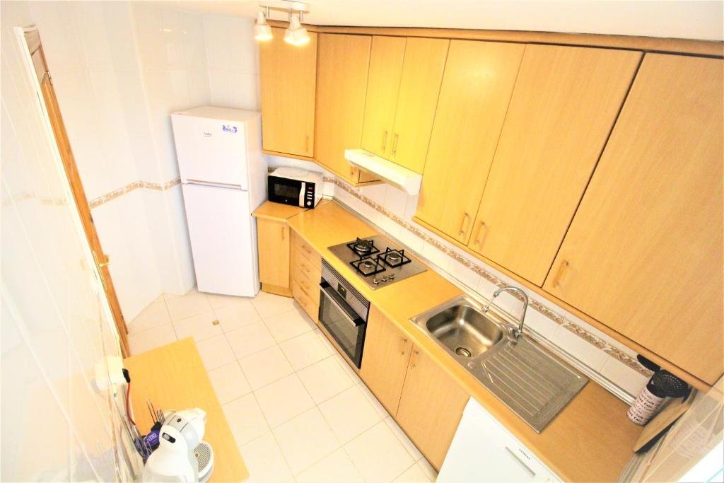 Kuchyňa alebo kuchynka v ubytovaní Residence Vacanza Torre Montecarlo