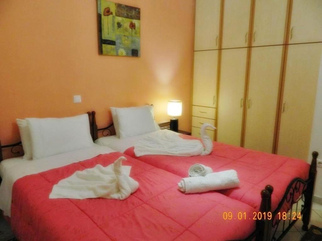 Łóżko lub łóżka w pokoju w obiekcie Stella's Home