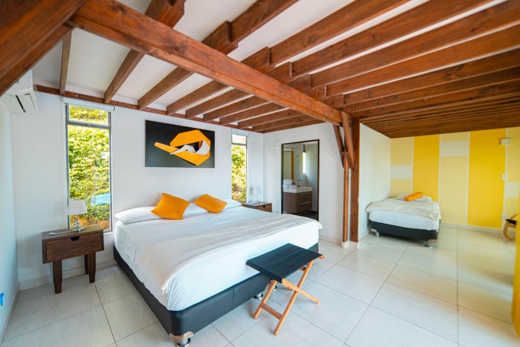Postel nebo postele na pokoji v ubytování Hotel Syvanna Wellness and Spa