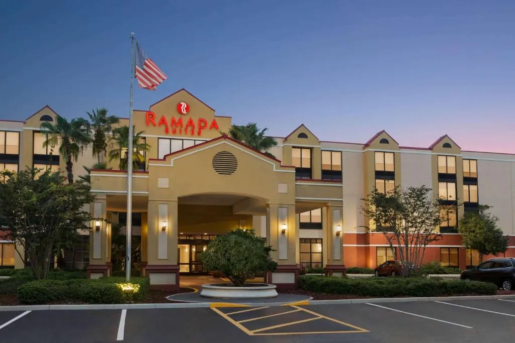 Ramada by Wyndham Suites Orlando Airport- Free Airport Shuttle in Orlando