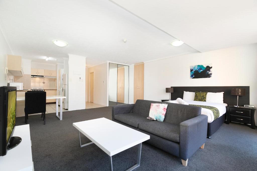 The Astor Apartments - 