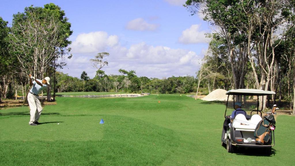  Paradise Golf Praia do Espelho