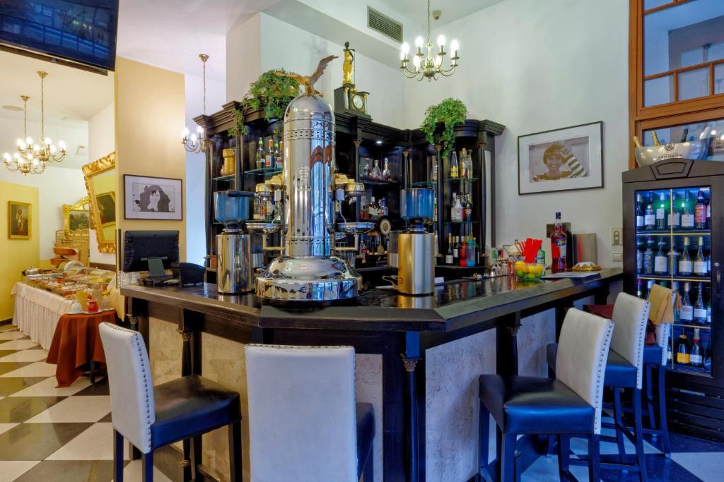 Bebidas en Salvator Hotel