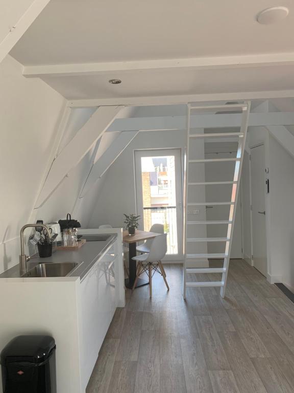 Payglop III - Apartment - Split Level