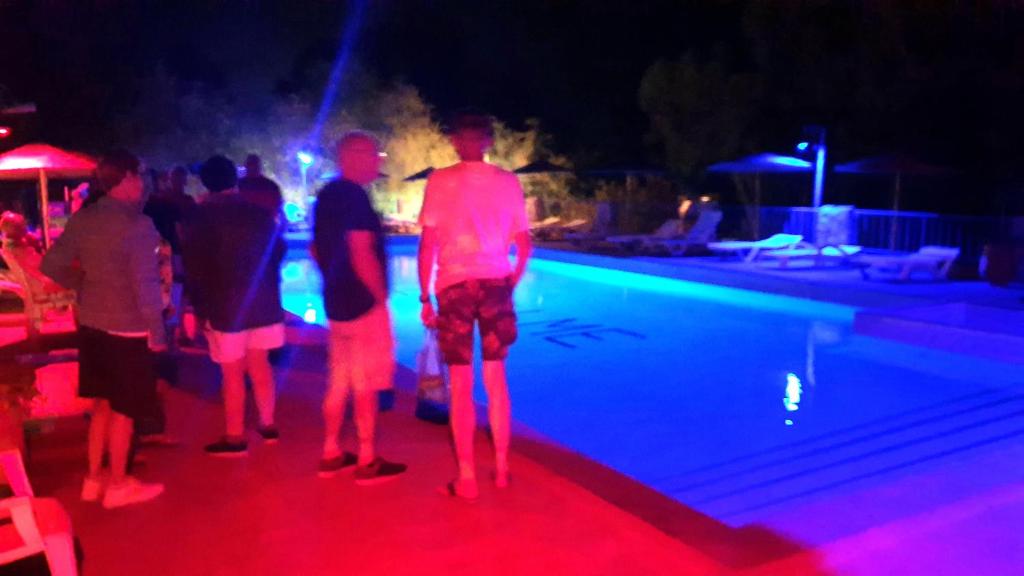 Hosté ubytování Camping & Hôtel Le Calme