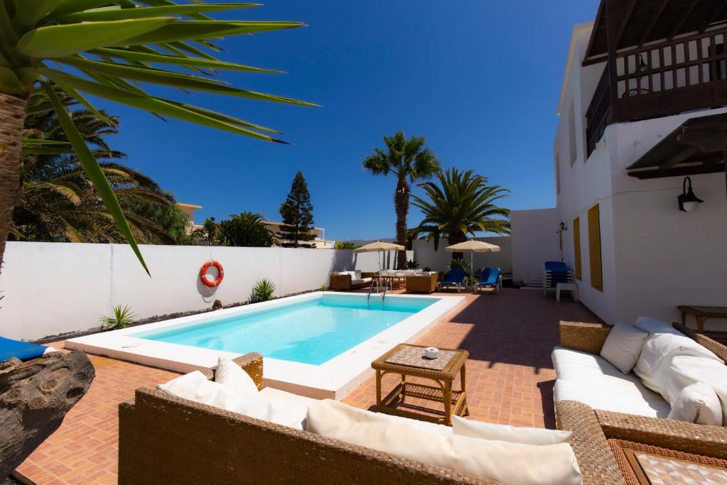 Villas Reina - Villa Con Piscina Privada