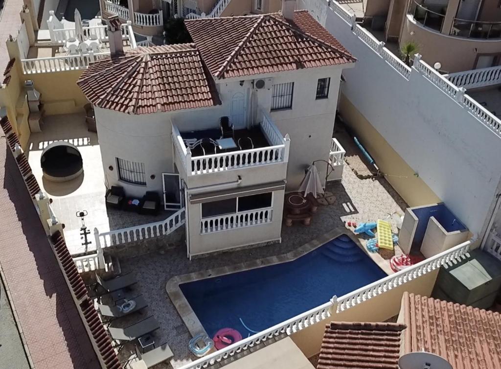 OAK Villa - Housity