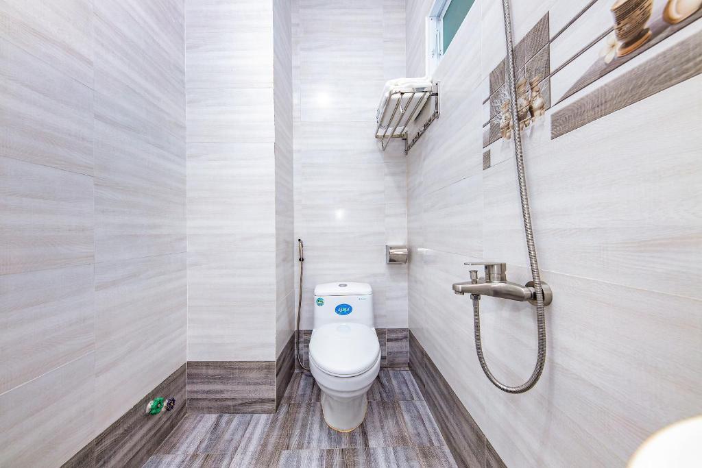 Koupelna v ubytování M&C Hotel Nha Trang