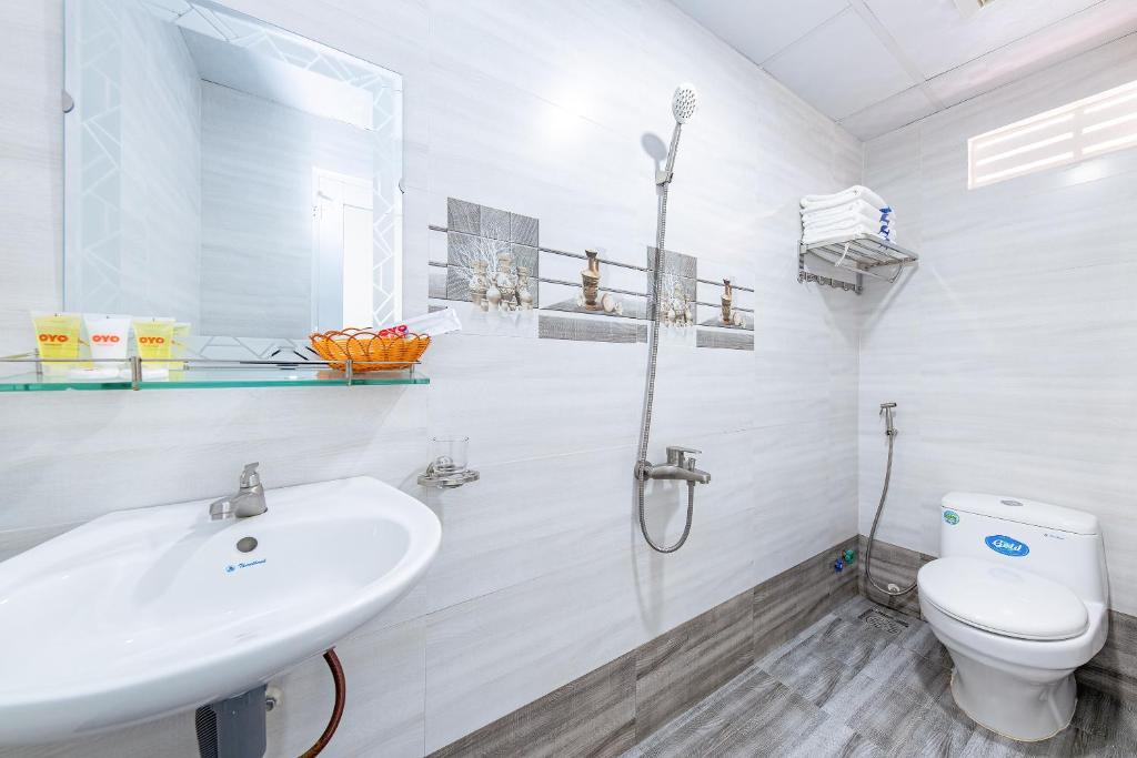 Koupelna v ubytování M&C Hotel Nha Trang