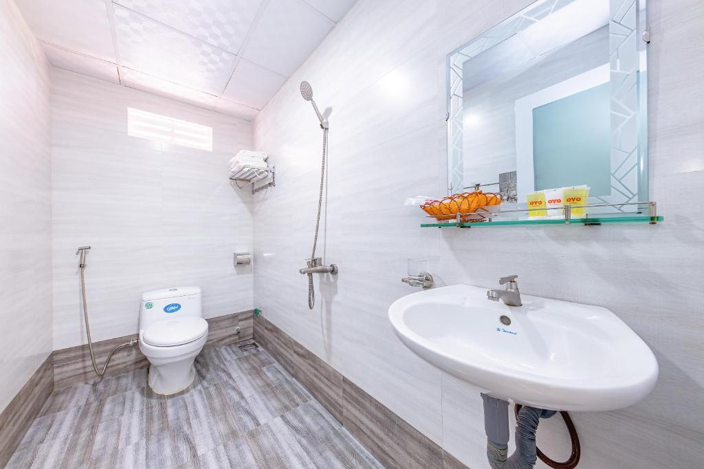 Koupelna v ubytování M&C Hotel Nha Trang