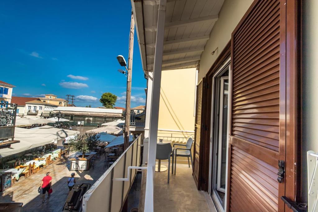 Balkón alebo terasa v ubytovaní LEFKADA CENTRAL SQUARE APARTMENT