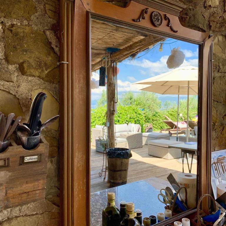 Patio nebo venkovní prostory v ubytování Relais Il Pozzeto