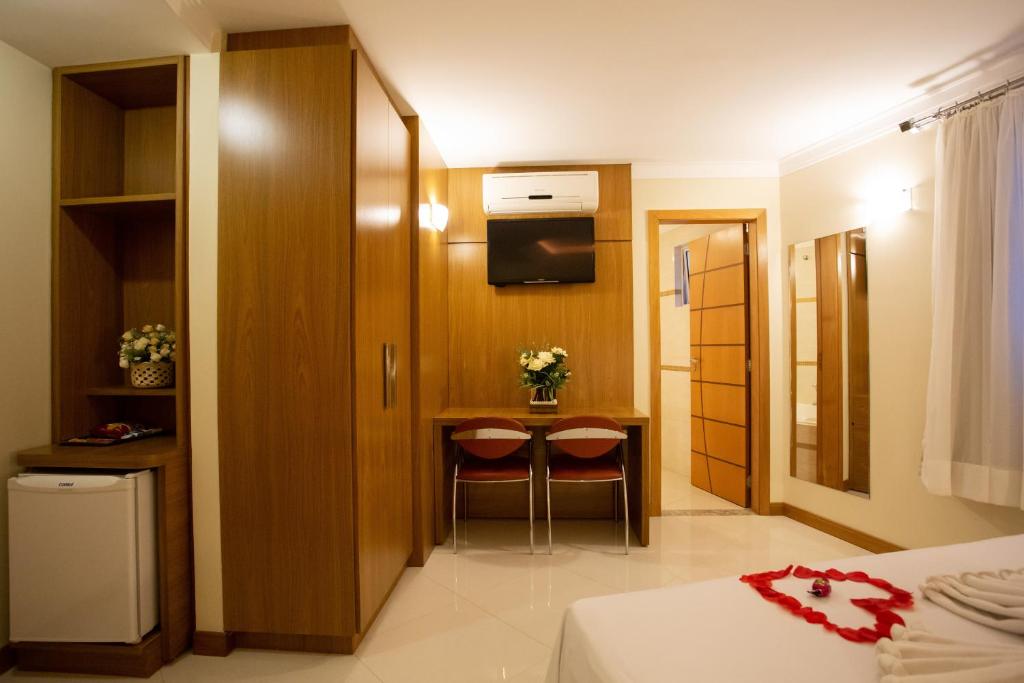  Barbur Center Hotel