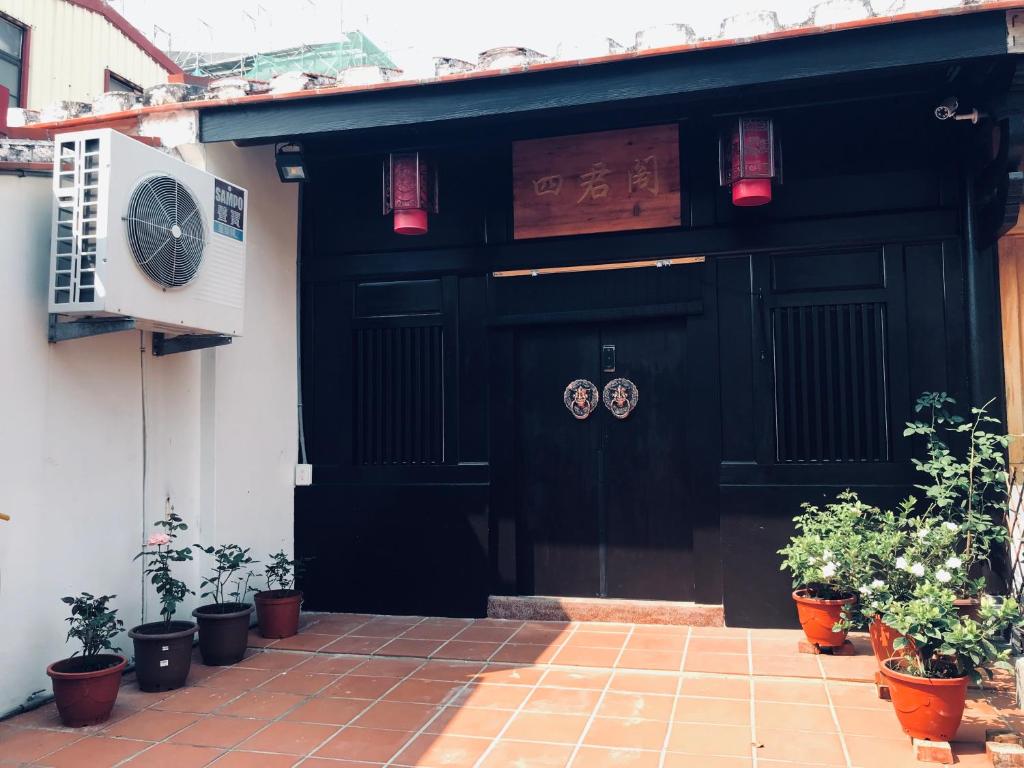 安平老街四君閣 Sijunge Anping B&B - Housity