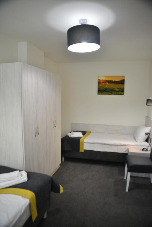 Centrum Restauracyjno-Hotelowe Florres - Double Or Twin Room