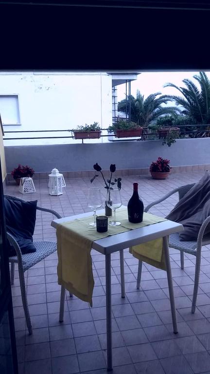 Santoianni - Single Room