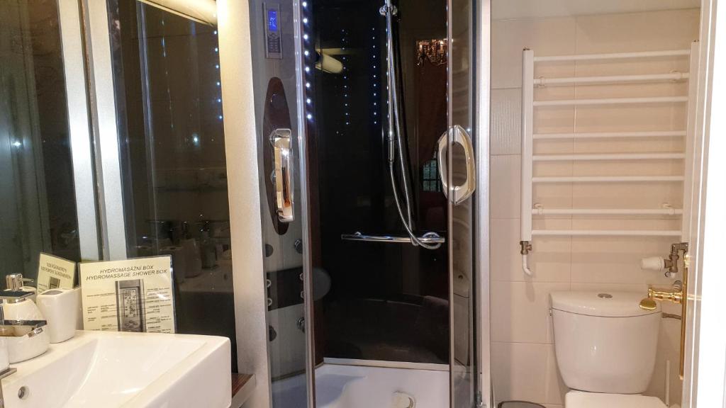 Koupelna v ubytování Rezidence Zámeček - Boutique Hotel