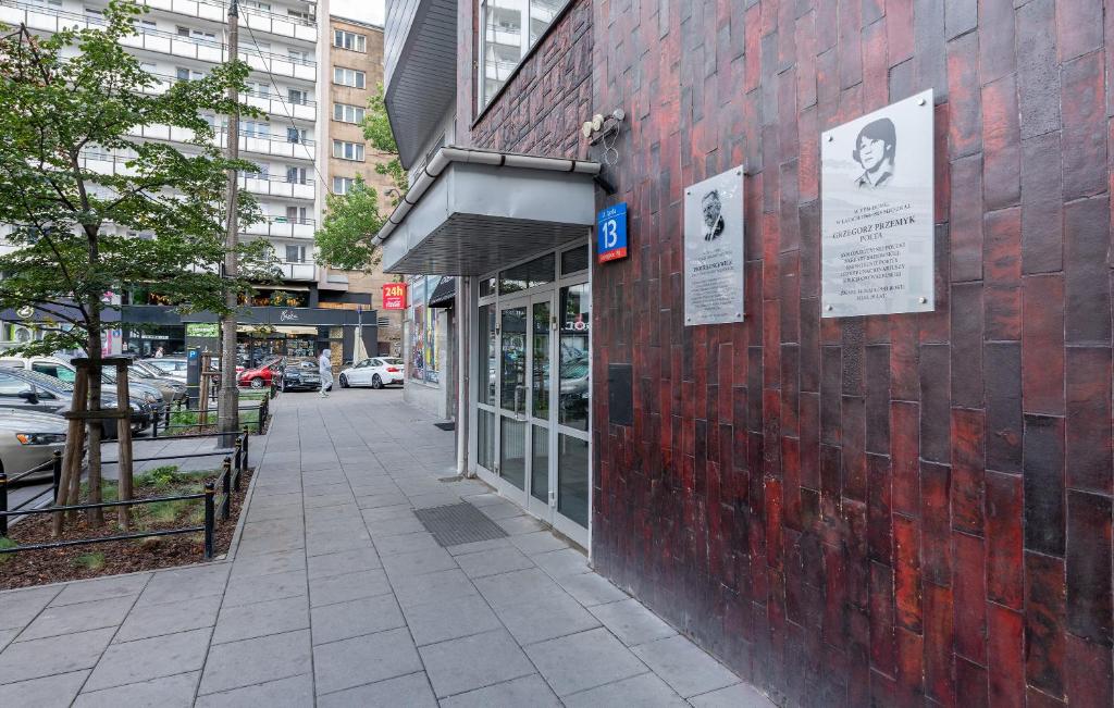 Budova, v ktorej sa apartmán nachádza