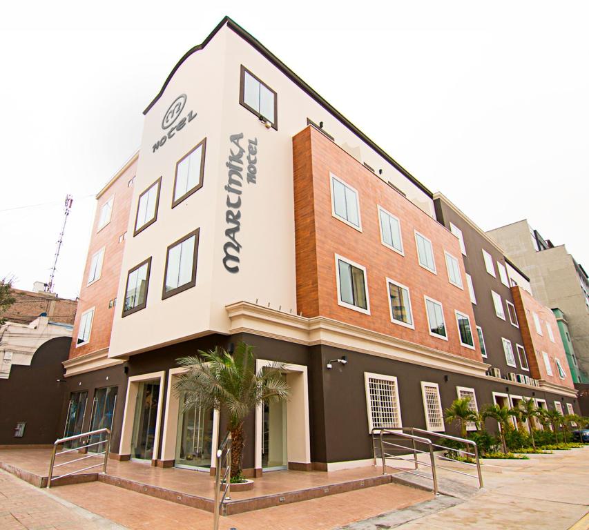 Budova, kde se hotel nachází