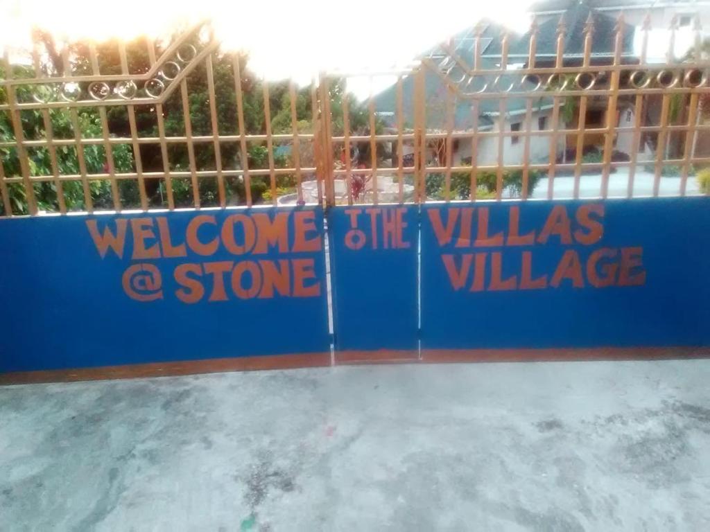 Certifikát, hodnocení, plakát nebo jiný dokument vystavený v ubytování Boutique B&B at Stone Village