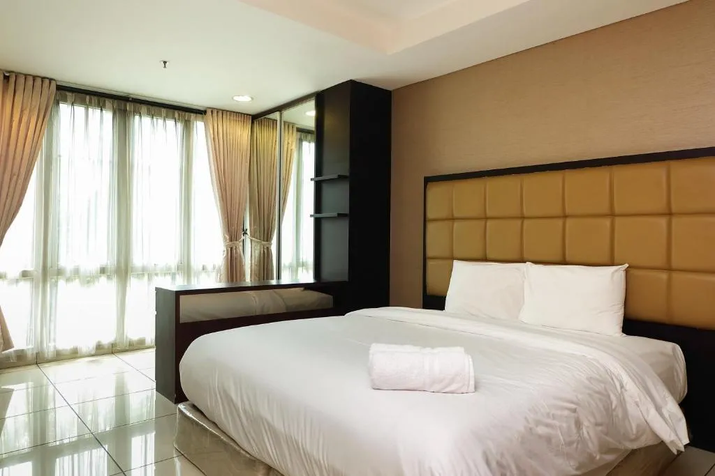 Spacious 1BR Apartment at 1 @ Cik Ditiro Apartment By Travelio, Jakarta, Indonezia