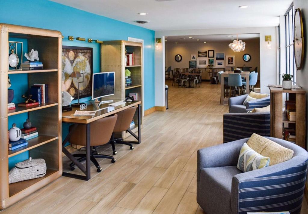 Beachside Inn photo