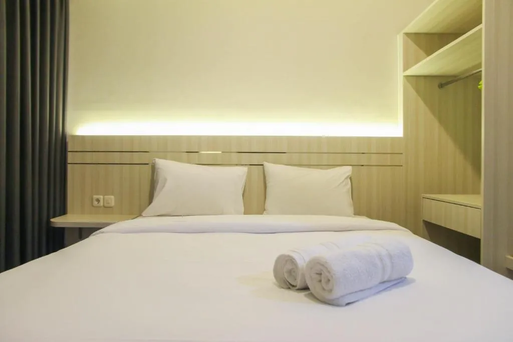 New Studio with Sea View at Gold Coast Apartment By Travelio, Jakarta, Indonezia