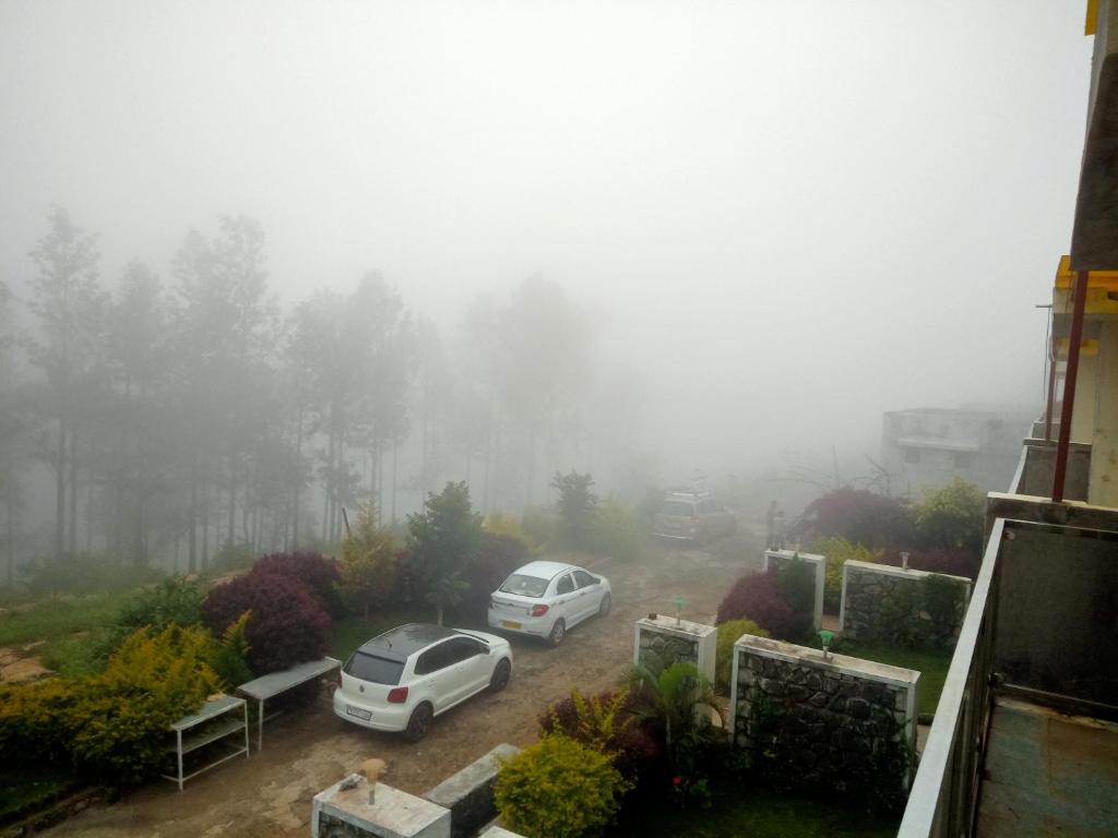 Fotografie z fotogalerie ubytování Sushmika Villas v destinaci Yercaud