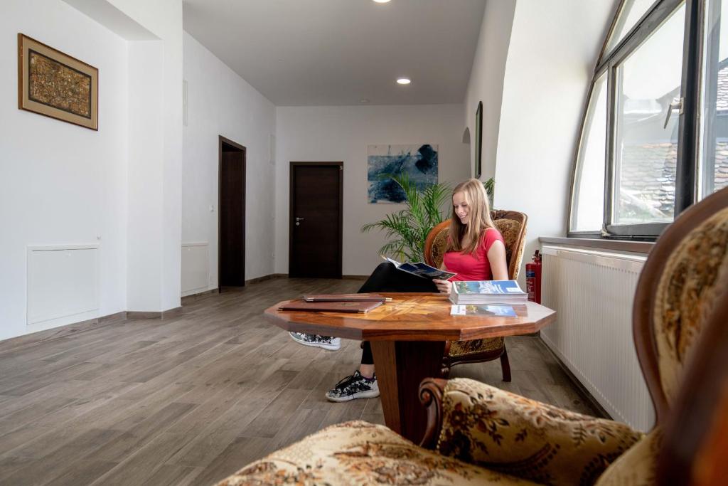 Posezení v ubytování Guesthouse Stari Mayr