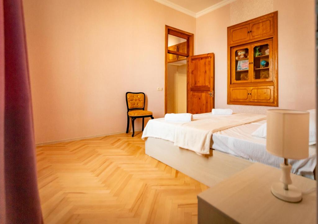 Postel nebo postele na pokoji v ubytování Boutique Hotel Talaveri In Telavi
